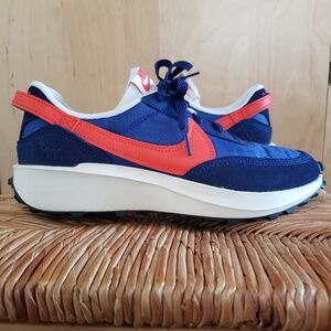 Nike Retro Waffle Sneakers Size 7.5 NEW!